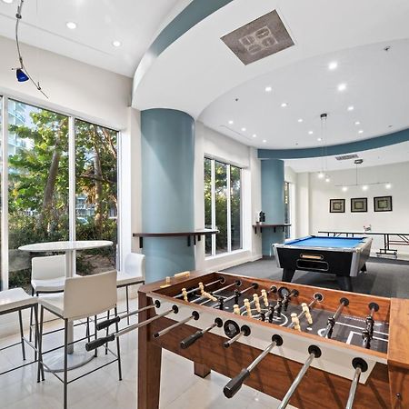 Luxury Beachfront Condo Private Beach Access, Pool & Game Room!!! 할리우드 외부 사진