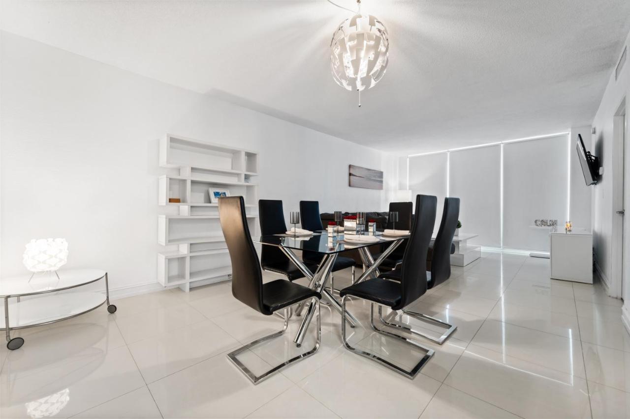 Luxury Beachfront Condo Private Beach Access, Pool & Game Room!!! 할리우드 외부 사진