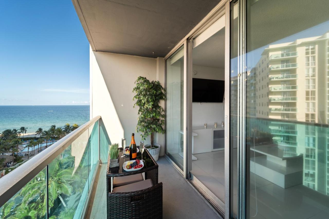 Luxury Beachfront Condo Private Beach Access, Pool & Game Room!!! 할리우드 외부 사진