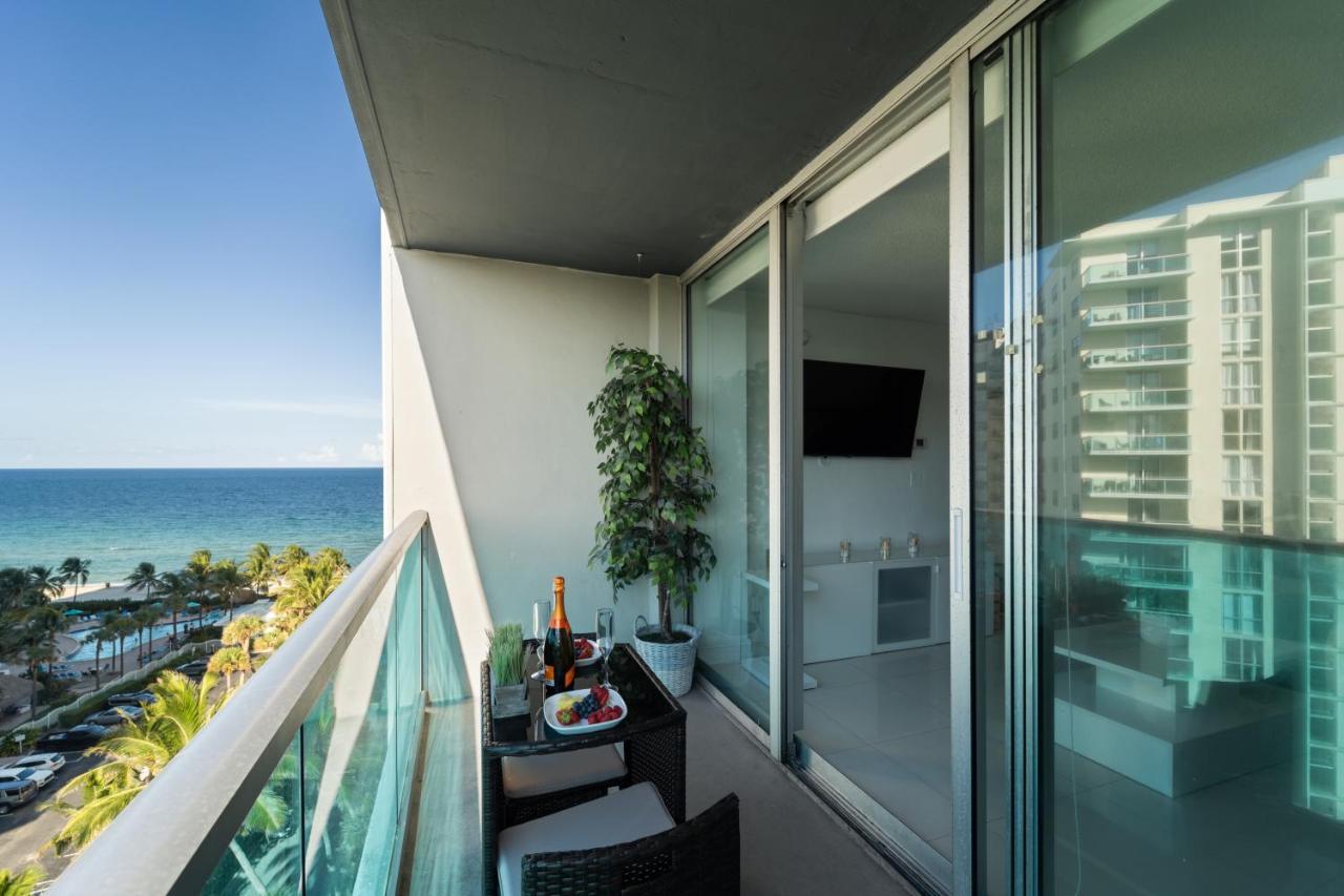 Luxury Beachfront Condo Private Beach Access, Pool & Game Room!!! 할리우드 외부 사진